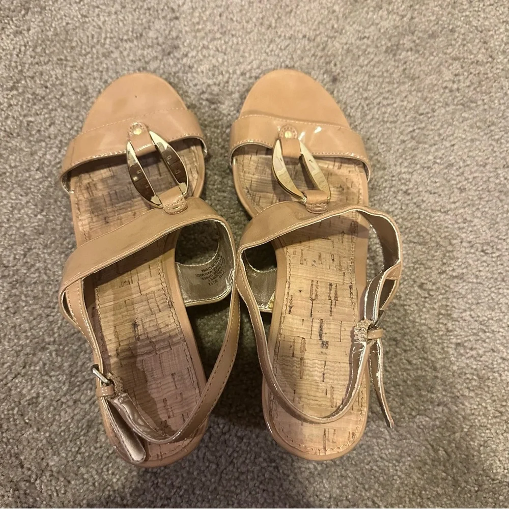 Bandolino Wedge Sandals Patent Leather Cork Sole